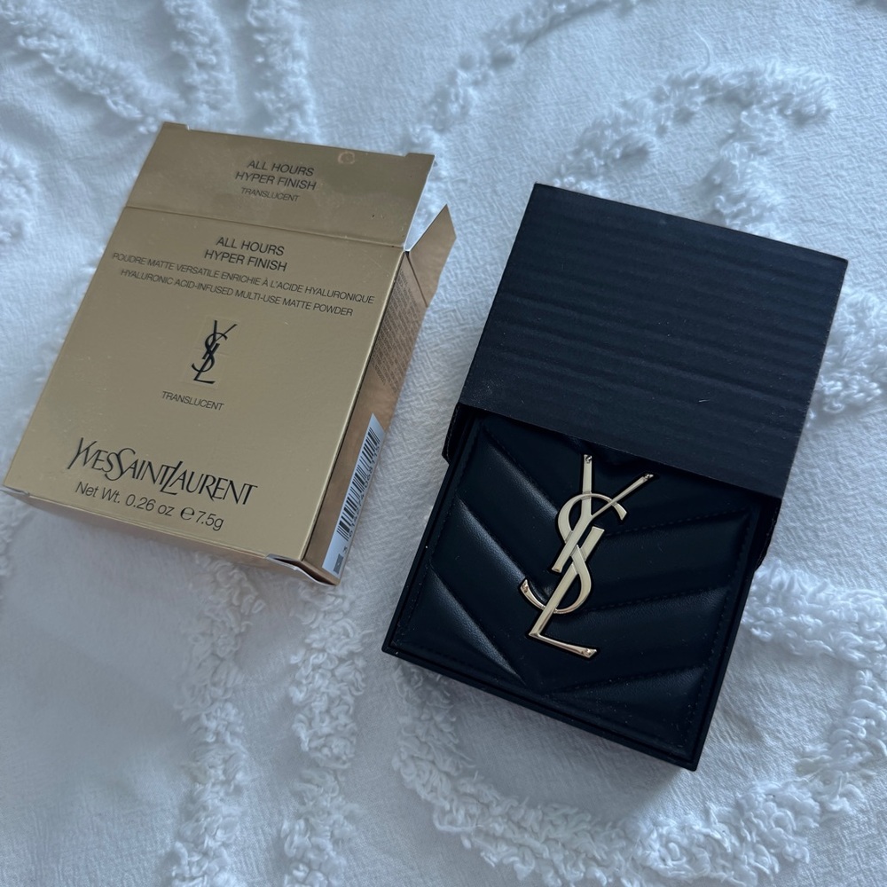 Yves Saint Laurent All Hours Hyper Finish Setting Powder - Picture 3 of 3
